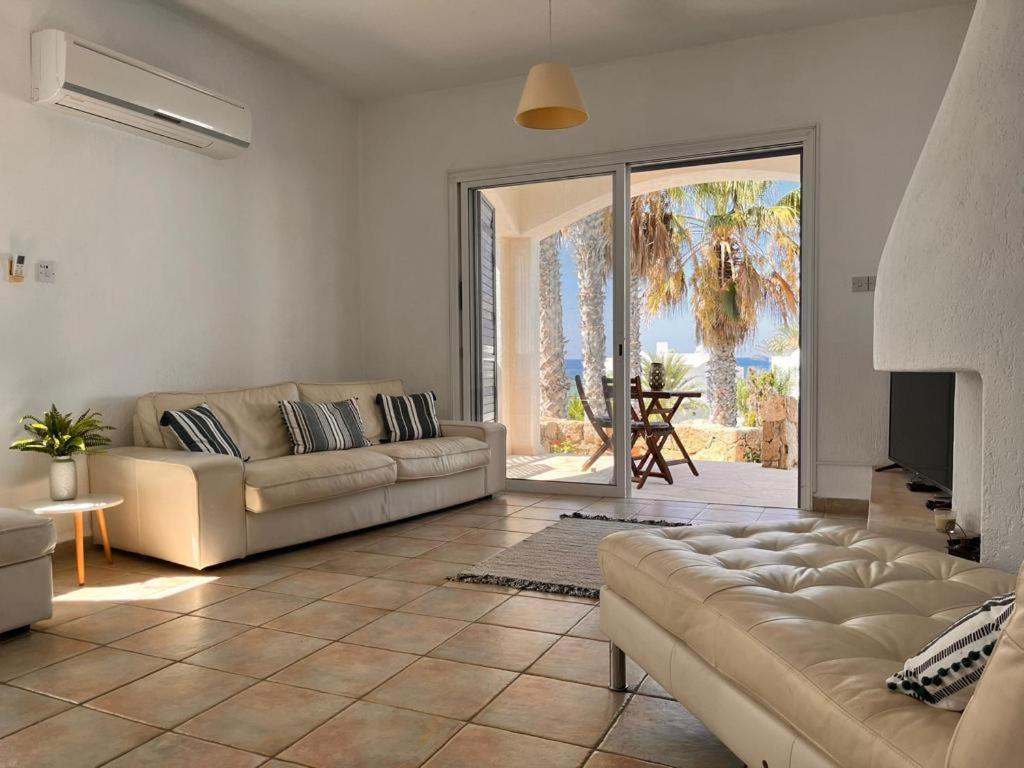 Sky Villa Paphos Exterior photo